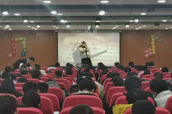 550799db8581421483bb1cba906c8f91.jpg 决赛现场.jpg