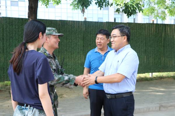 6364fe7e8dac4a5c8415638612c8c183.jpg IMG_0681(1).jpg