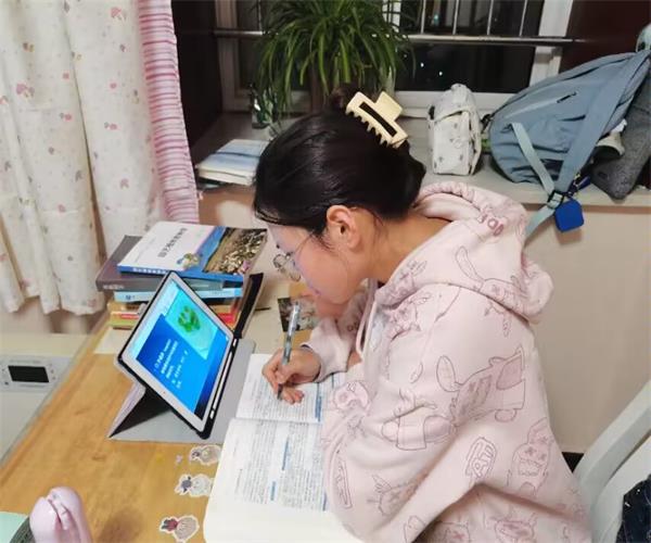 9d9f53d7f36f4cf9a121205819005d90.jpg BD19E01A263BD1475837CE90D5176218.jpg